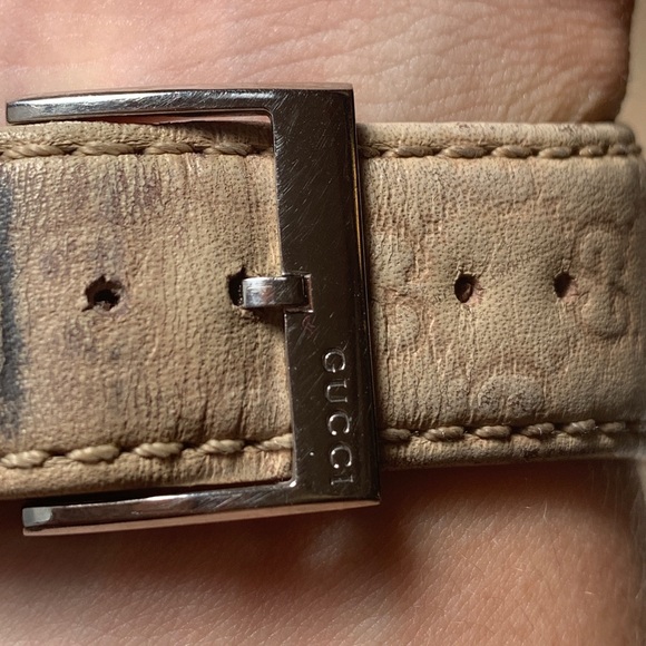 GUCCI U Play Stainless Steel Watch - Picture 6 of 6